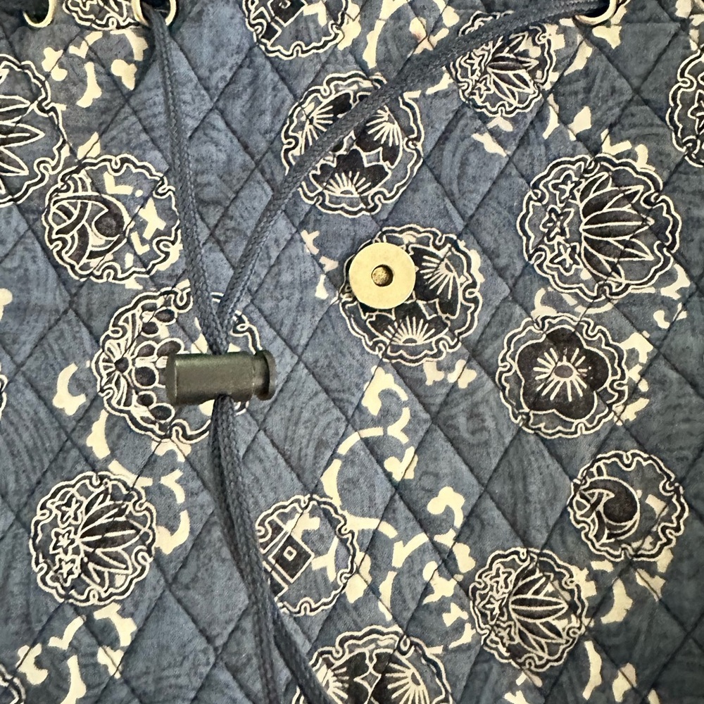 Dusty Blue quilted backpack - Picture 6 of 9